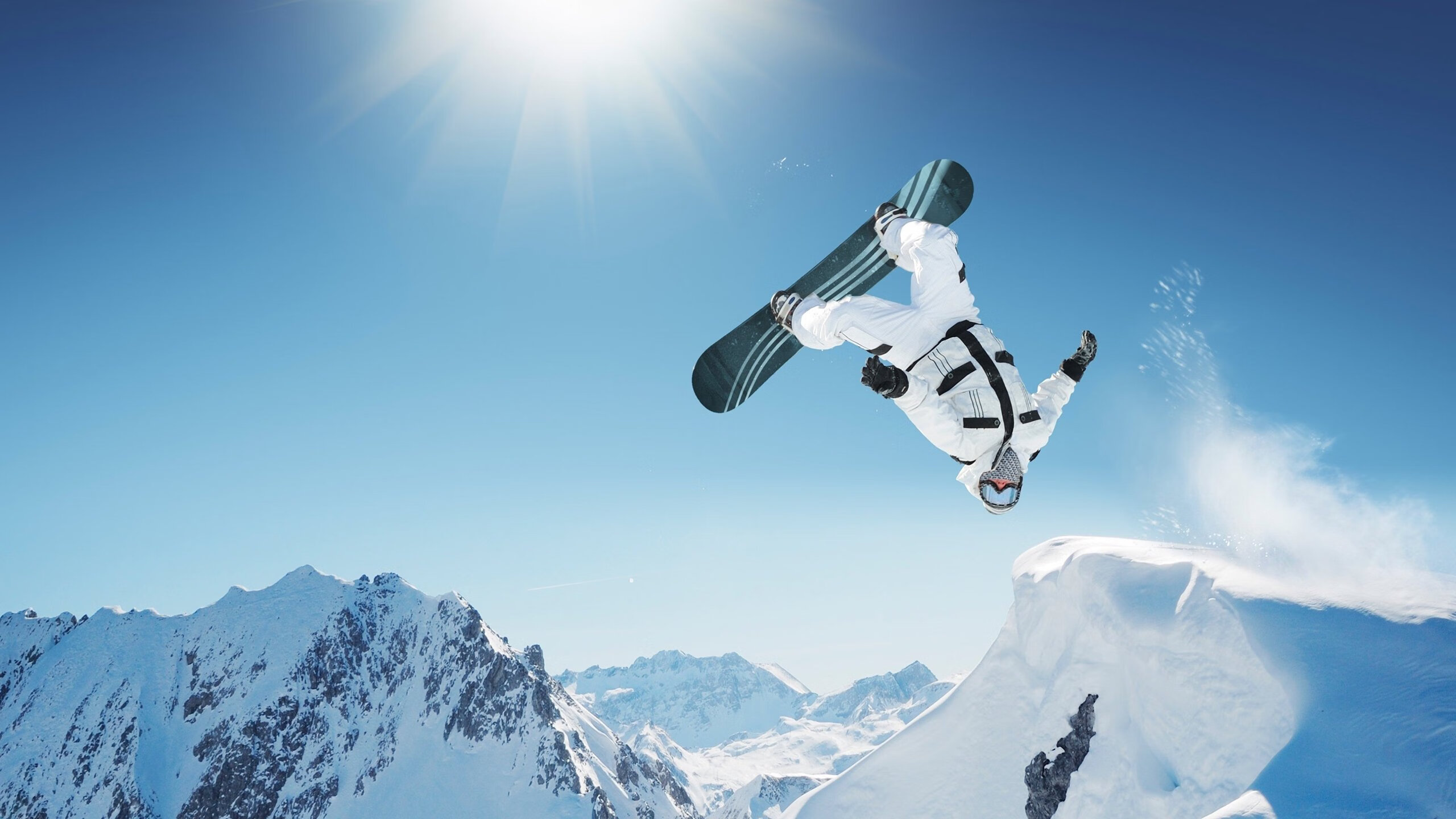 阿扎伦卡意外战胜尤文图斯，重返赛场引爆全场！引发球迷热议